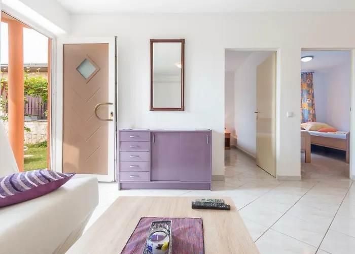 Apartman Studio 아파트 *